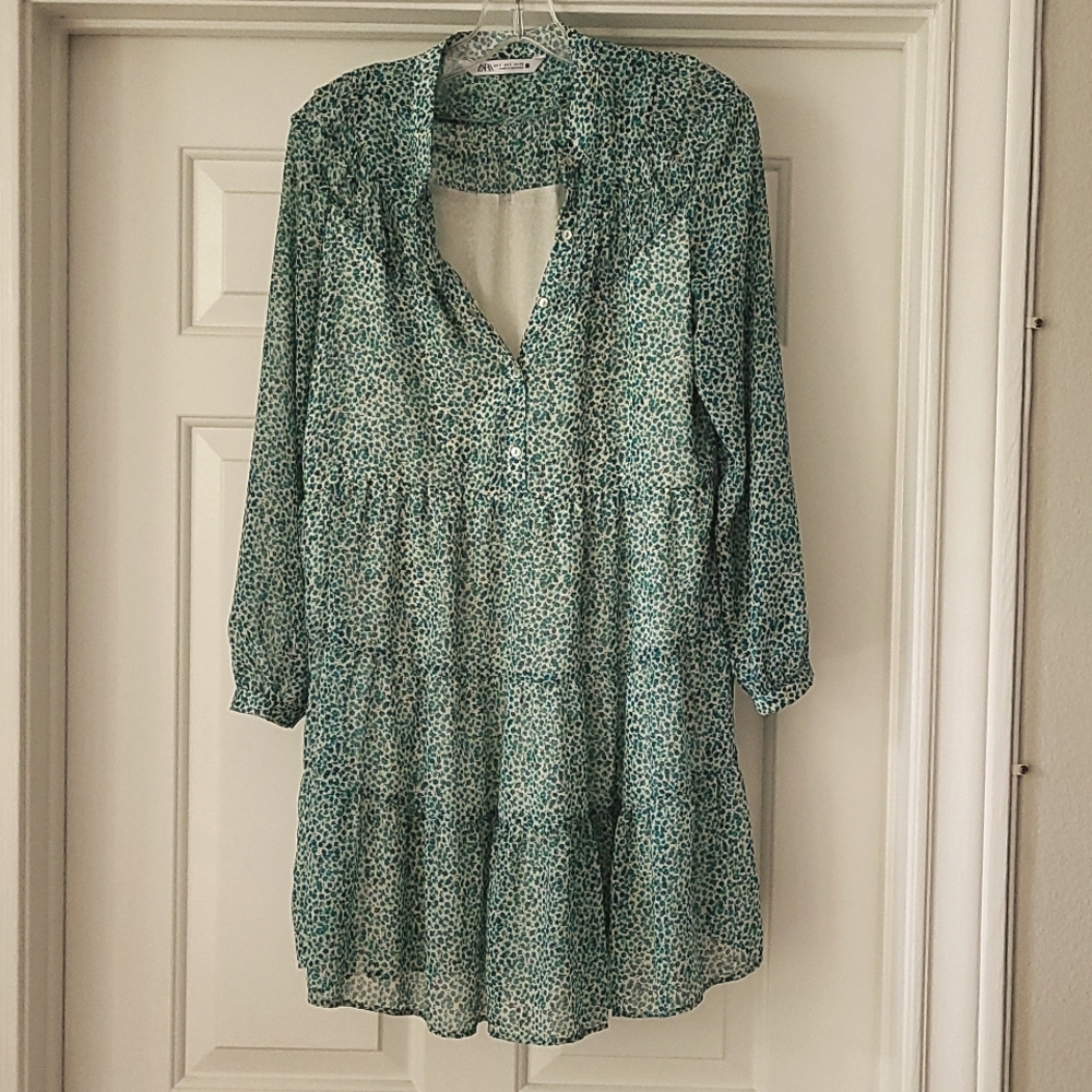 Women's dress